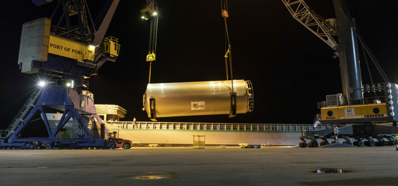 Hacklin - Logistics and project forwarding worldwide. Warehousing and container loadings